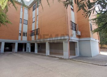 Edificio all\'aperto - Appartamento Via degli Ulivi
 
1, Castelluccio dei Sauri - foto 10