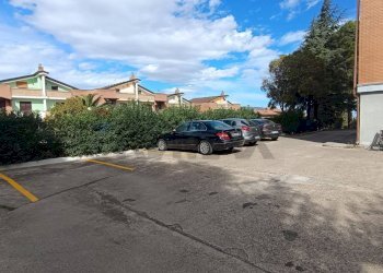 Edificio all\'aperto - Appartamento Via degli Ulivi
 
1, Castelluccio dei Sauri - foto 14