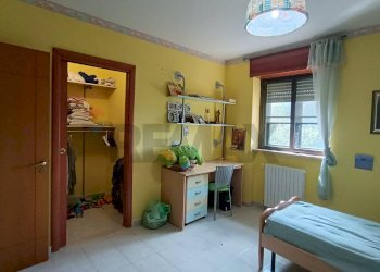 Camera / camera da letto - Appartamento Via degli Ulivi
 
1, Castelluccio dei Sauri - foto 37