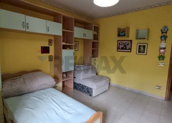 Camera / camera da letto - Appartamento Via degli Ulivi
 
1, Castelluccio dei Sauri - foto 38