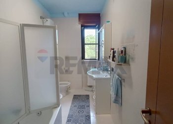 Bagno - Appartamento Via degli Ulivi
 
1, Castelluccio dei Sauri - foto 43