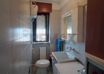 Bagno - Appartamento Via degli Ulivi
 
1, Castelluccio dei Sauri - foto 44