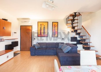 Sala da pranzo - Trilocale Via Libertà
 
22, Carpiano - foto 2