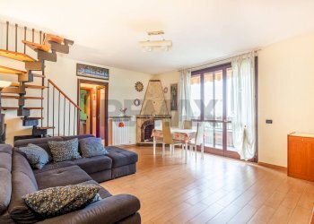 Sala da pranzo - Trilocale Via Libertà
 
22, Carpiano - foto 3