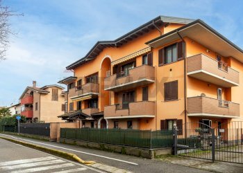 Edificio all\'aperto - Trilocale Via Libertà
 
22, Carpiano - foto 28