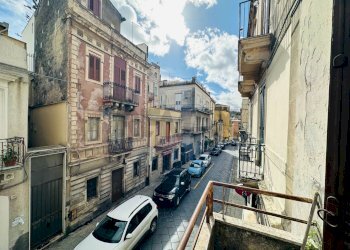 Edificio all\'aperto - Appartamento murganzio
 
49, Lentini - foto 5