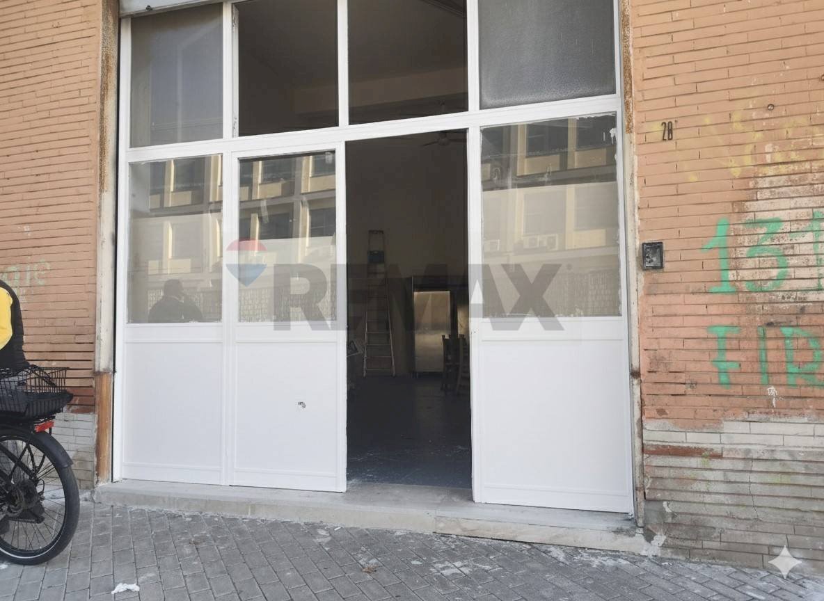 Edificio all\'aperto - Shop via ferrante imparato
 
205, Napoli - photo 1