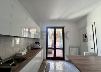 Cucina - Trilocale Via Circumvallazione Parco Le Palme
 
105, Palma Campania - foto 25