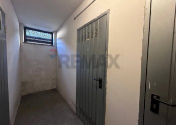 Hall / corridoio - Trilocale Via Circumvallazione Parco Le Palme
 
105, Palma Campania - foto 32