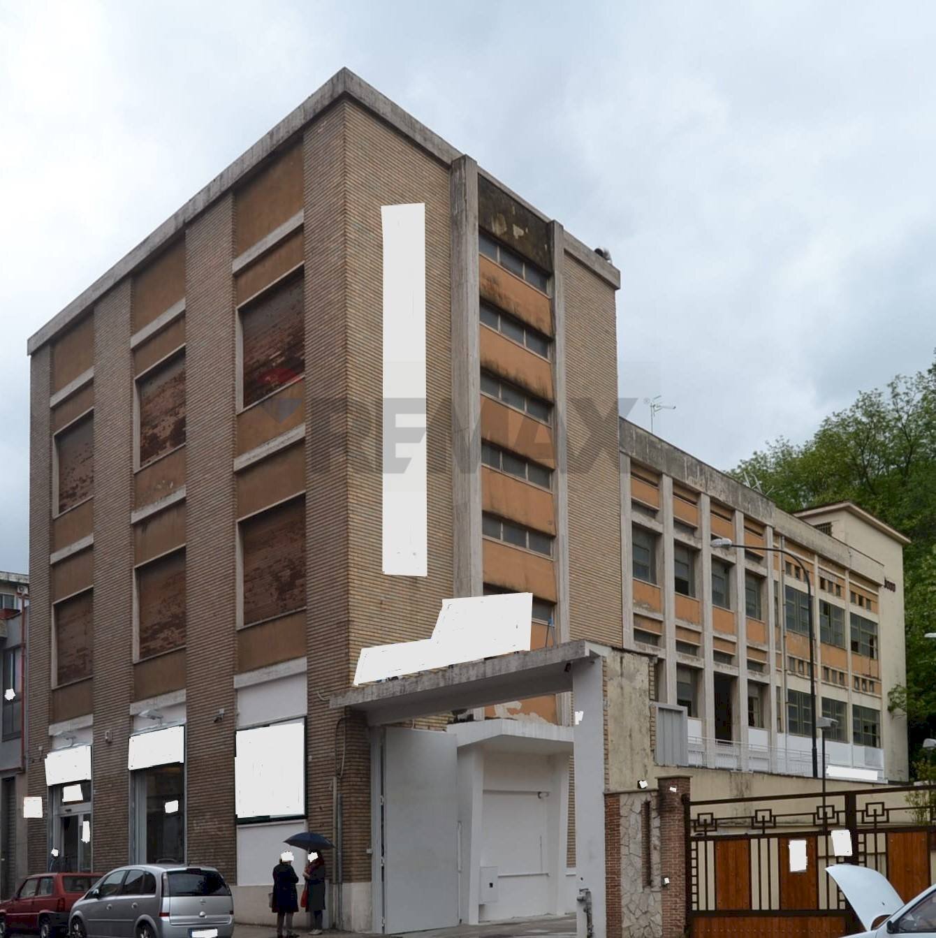 Edificio all\'aperto - Commercial Premises Napoli - photo 1