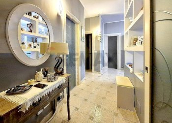 Hall / corridoio - Appartamento Via Luigi Galvani
 
20, Nichelino - foto 2