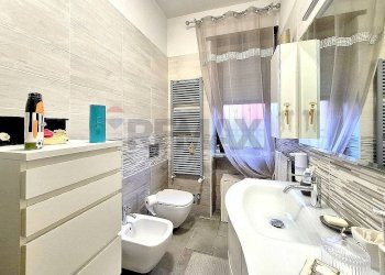 Bagno - Appartamento Via Luigi Galvani
 
20, Nichelino - foto 23