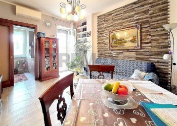 Sala da pranzo - Trilocale Via Nazionale
 
94, Cambiano - foto 2