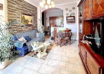 Sala da pranzo - Trilocale Via Nazionale
 
94, Cambiano - foto 8