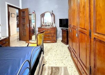 Camera / camera da letto - Trilocale Via Nazionale
 
94, Cambiano - foto 14