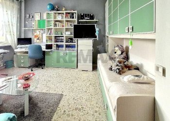 Camera / camera da letto - Trilocale Via Nazionale
 
94, Cambiano - foto 18