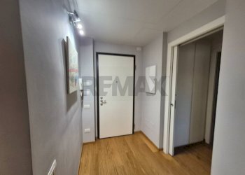 Hall / corridoio - Four-room apartment Via Giovanni Battista Piranesi
 
44, Milano - photo 8