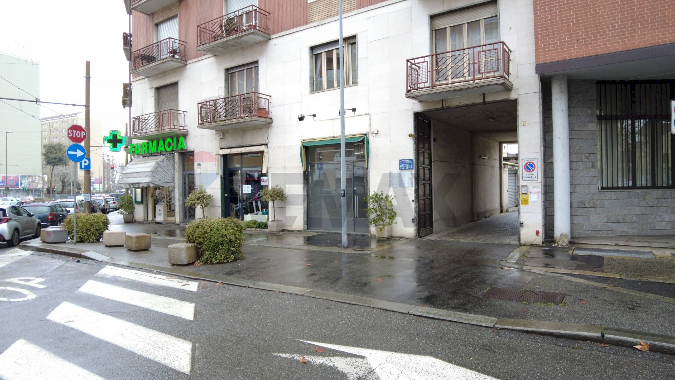 Edificio all\'aperto - Commercial Premises Via San Benigno
 
26, Torino - photo 1