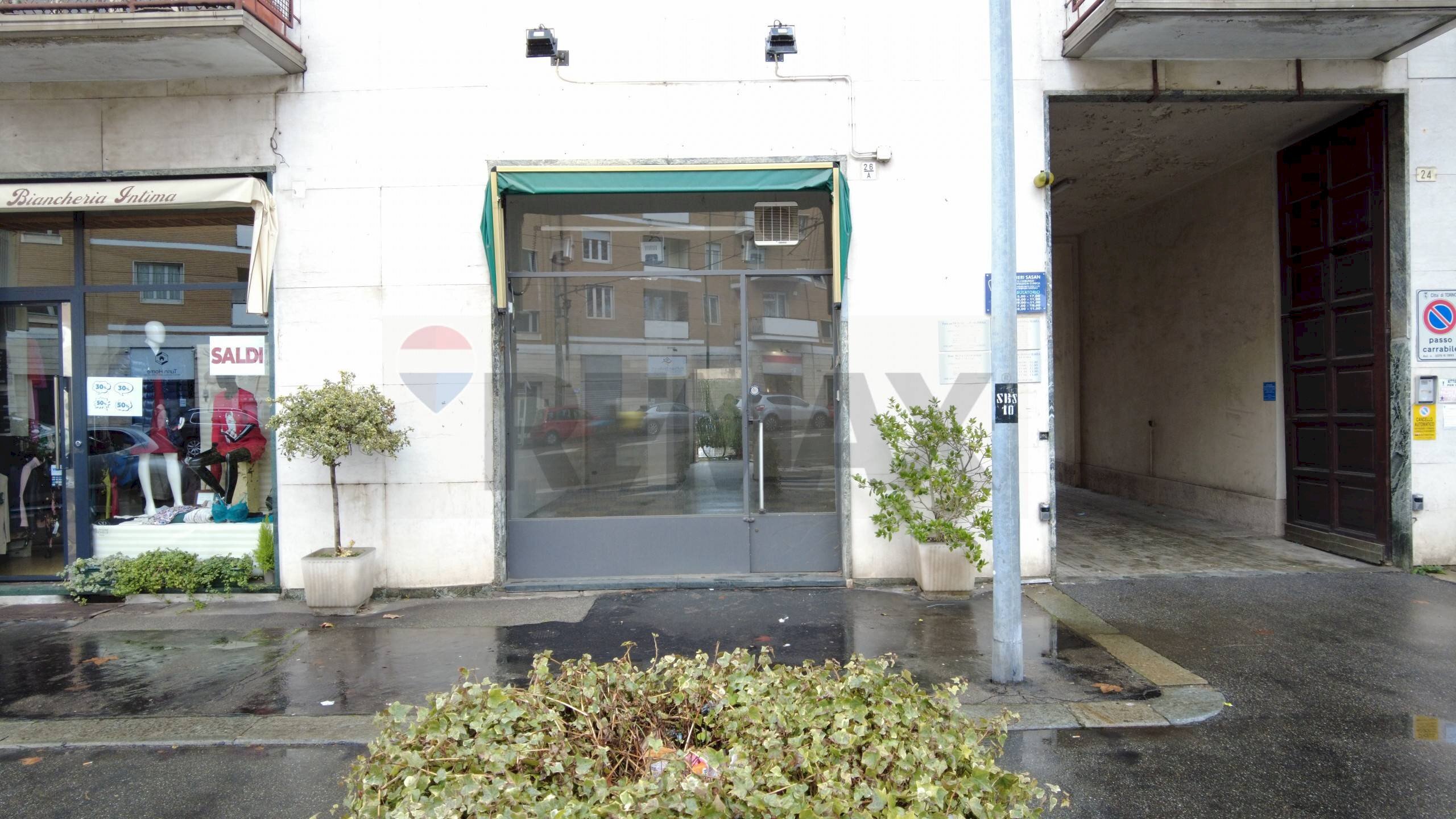 Edificio all\'aperto - Commercial Premises Via San Benigno
 
26, Torino - photo 2