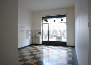 Stanza vuota - Commercial Premises Via San Benigno
 
26, Torino - photo 4