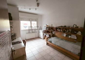 Camera / camera da letto - Appartamento Via Aldo Moro
 
7, Beinasco - foto 13