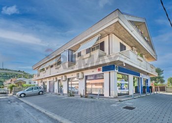 Documenti - Appartamento Contrada Pretaro
 
21, Francavilla al Mare - foto 2