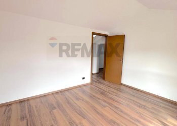 Stanza vuota - Casa indipendente vicolo cristoforo colombo
 
2, Romentino - foto 7