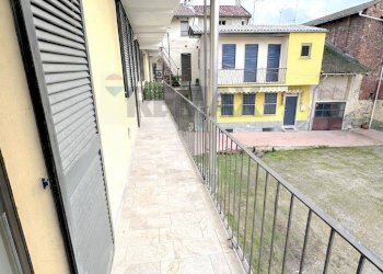 Balcone - Casa indipendente vicolo cristoforo colombo
 
2, Romentino - foto 17