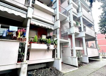 Edificio all\'aperto - Quadrilocale via manzoni
 
5, Cerano - foto 7