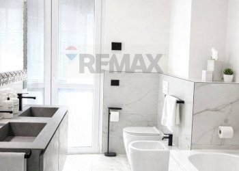 Bagno - Attic CORSO DELLA VITTORIA
 
1, Novara - photo 10