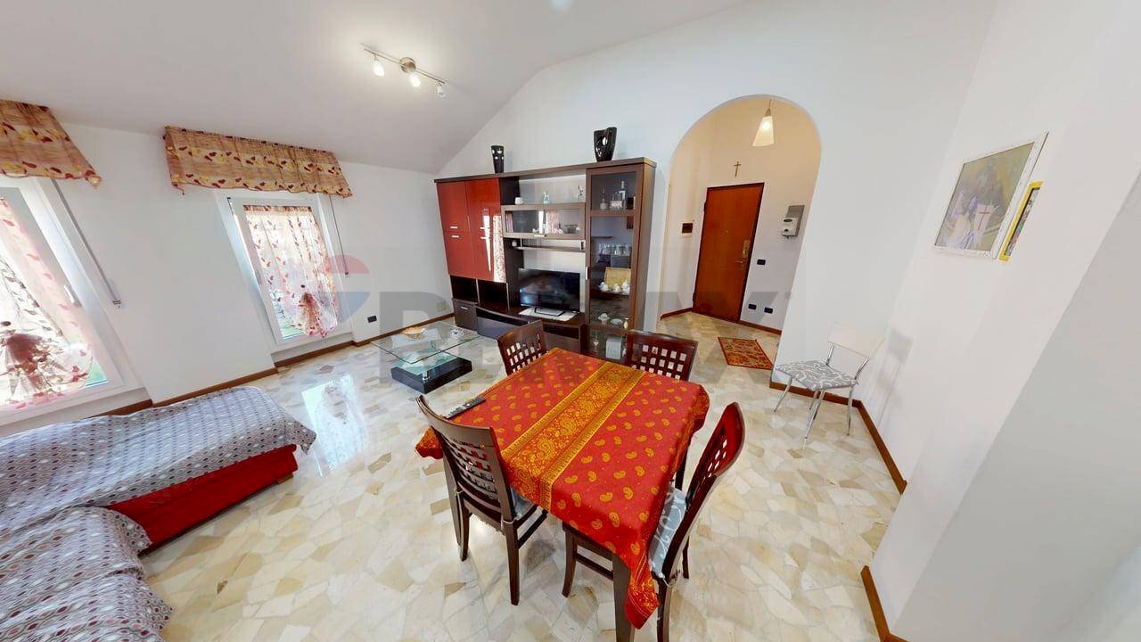 Sala da pranzo - Three-room apartment Via Ariosto
 
1, Pavia - photo 3