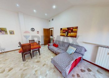 Sala da pranzo - Trilocale Via Ariosto
 
1, Pavia - foto 4