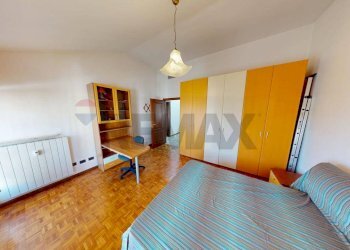 Camera / camera da letto - Trilocale Via Ariosto
 
1, Pavia - foto 2