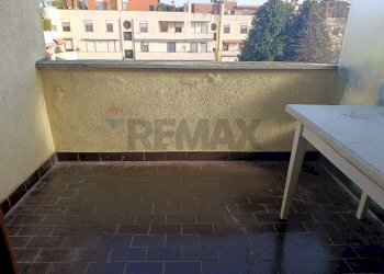 Balcone - Bilocale via di vittorio
 
4, Travacò Siccomario - foto 5