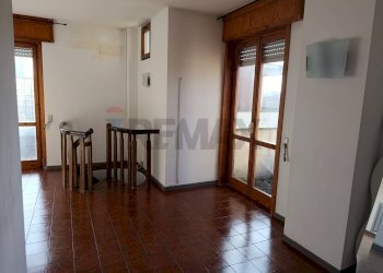 Stanza vuota - Bilocale via di vittorio
 
4, Travacò Siccomario - foto 9