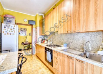 Foto 3 - Trilocale via vertua
 
3, Nova Milanese - foto 3