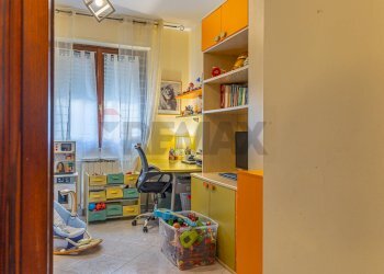 Camera / camera da letto - Quadrilocale Via Lorenzo Bogino
 
18, Sassari - foto 45