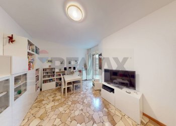 Sala da pranzo - Bilocale via borgese
 
14, Milano - foto 3