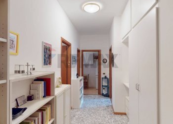 Hall / corridoio - Bilocale via borgese
 
14, Milano - foto 6