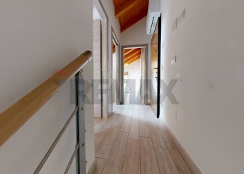 Hall / corridoio - Trilocale Via Cherubini
 
28, Seregno - foto 17