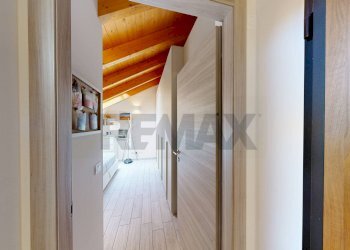 Hall / corridoio - Trilocale Via Cherubini
 
28, Seregno - foto 24