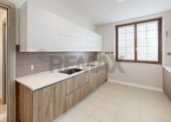 Cucina - Trilocale Via Cherubini
 
28, Seregno - foto 31