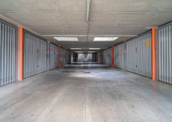 Parcheggio - Trilocale Via Cherubini
 
28, Seregno - foto 33