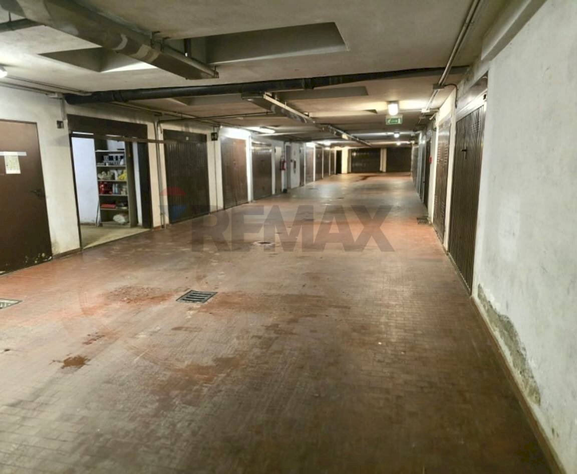 Parcheggio - Box Viale Ca' Granda
 
2, Milano - foto 3