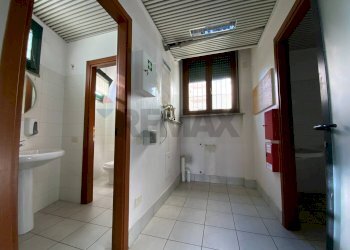 Disimpegno - Ufficio Via Roma
73, Cardano al Campo - foto 9