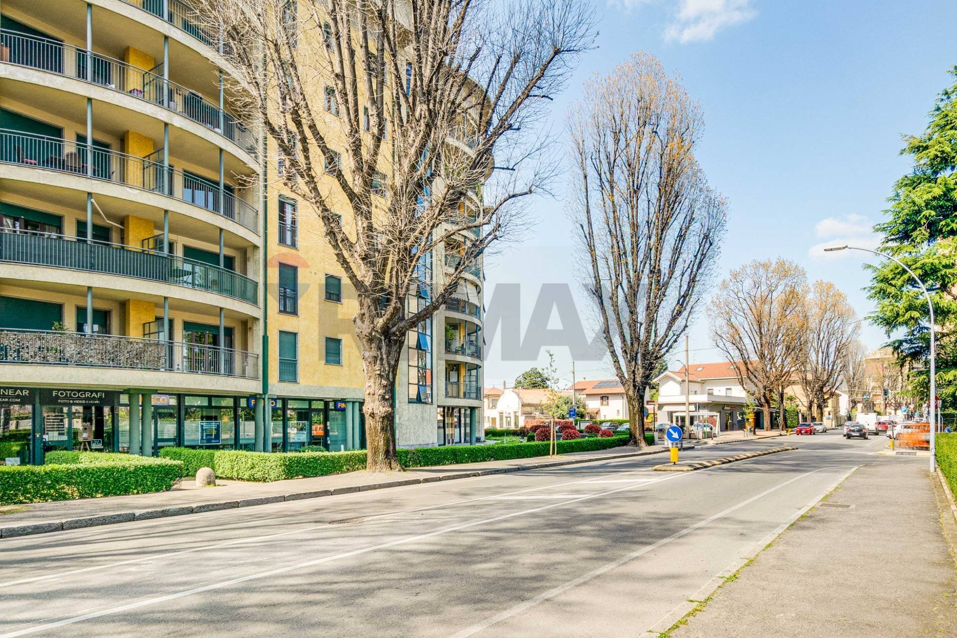 Edificio all\'aperto - Negozio Gallarate - foto 2