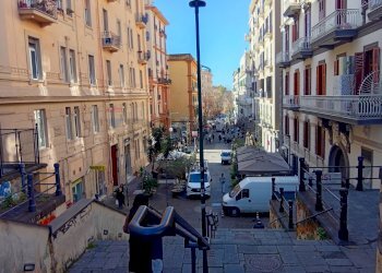 Edificio all\'aperto - Trilocale Via Gaetano Donizetti
 
5, Napoli - foto 3