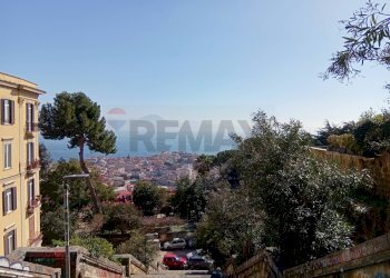 Edificio all\'aperto - Trilocale Via Gaetano Donizetti
 
5, Napoli - foto 8