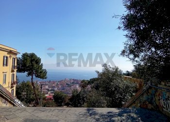Vista delle montagne - Trilocale Via Gaetano Donizetti
 
5, Napoli - foto 11