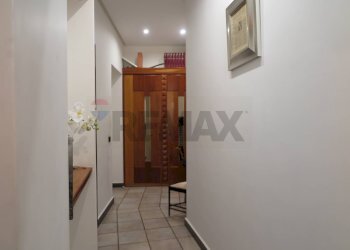 Hall / corridoio - Trilocale Via Gaetano Donizetti
 
5, Napoli - foto 16